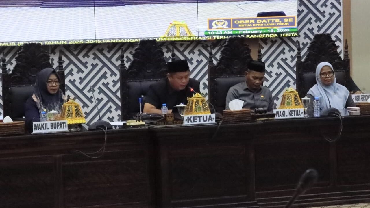 Wabup Puspa Hadiri Paripurna Pemandangan Umum Fraksi DPRD Lutim Terhadap Tiga Ranperda